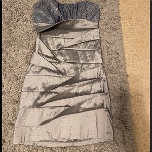 Strapless dress